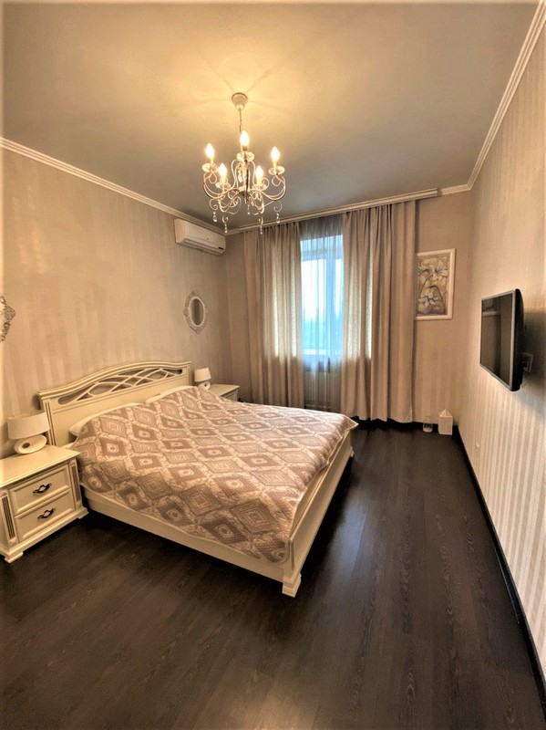 Аренда 2-к кв ул.Миропольская м.Черниговская 67м2 фото 1 Аренда 2-к кв ул.Миропольская м.Черниговская 67м2 фото 1